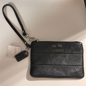 NWT Coach wristlet wallet